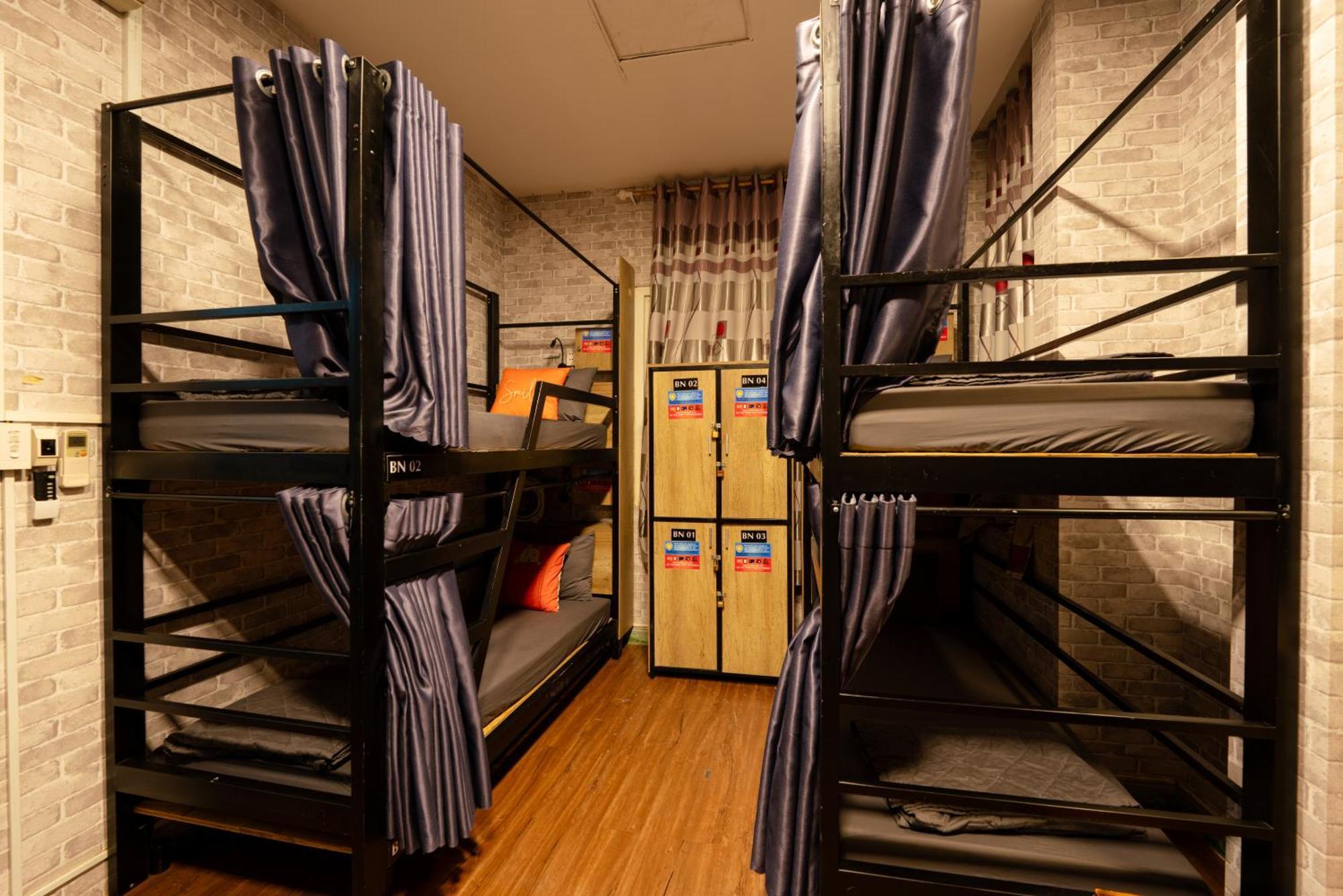 Hostel S Phuot